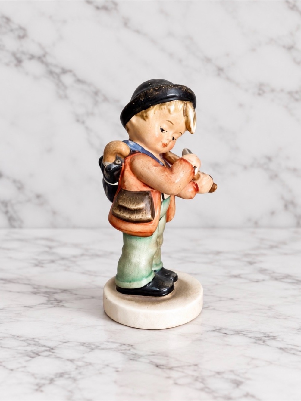 Vintage Homco “THE  FIDDLER” Porcelain Figurine